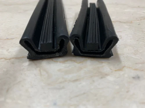 Fabric reinforced inflatable seal
